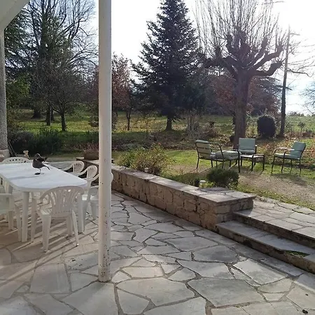 Maison Calme Avec Piscine Entouree De Son Parc Quintenas Exterior photo